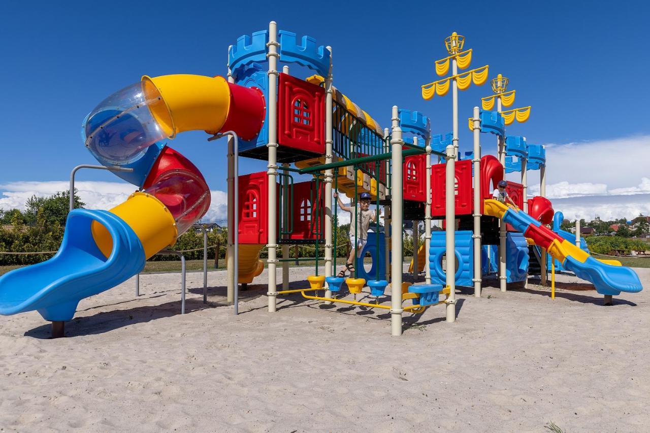 Domki Letniskowe Jastrzebia Park Jastrzębia Góra Екстериор снимка