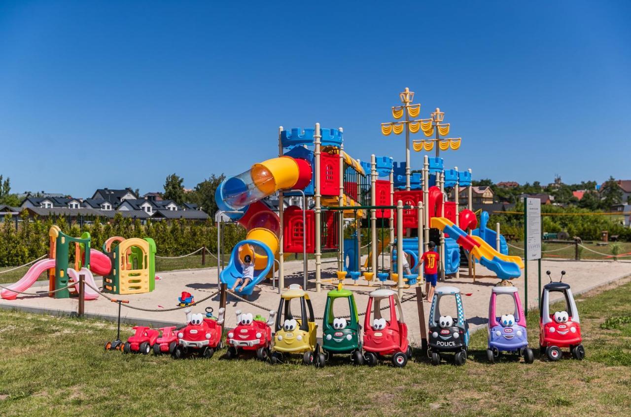 Domki Letniskowe Jastrzebia Park Jastrzębia Góra Екстериор снимка